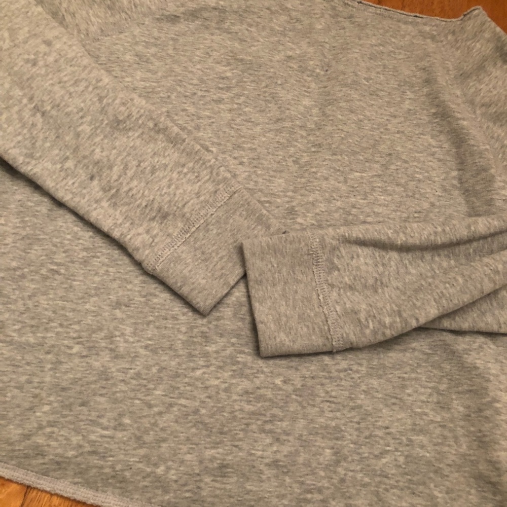 Aeropostale grey crop sweatshirt heart graphic L - Picture 7 of 8